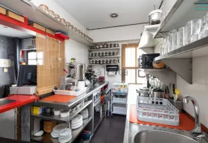 Local en venta con vistas a la Alhambra