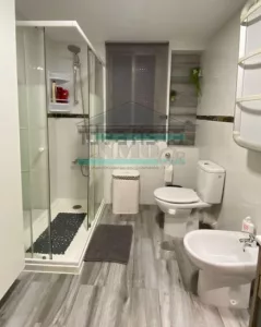 Piso reformado de 3 dormitorios en El Zaidín