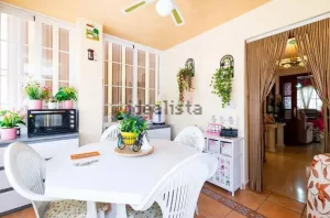 Chalet de 3 dormitorios con piscina en Albolote