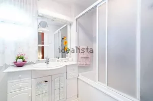 Chalet de 3 dormitorios con piscina en Albolote