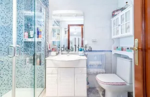 Chalet de 3 dormitorios con piscina en Albolote