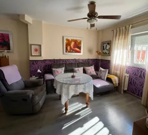 Casa de 4 dormitorios con garaje en Peligros