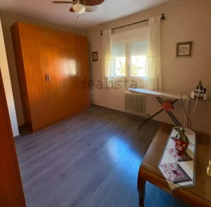 Casa de 4 dormitorios con garaje en Peligros