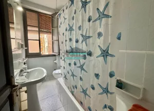 Piso de 4 habitaciones en el centro de Granada