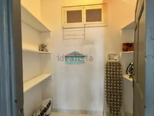 Piso de 4 habitaciones en el centro de Granada