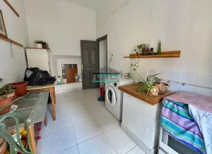 Piso de 4 habitaciones en el centro de Granada