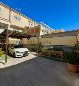 Casa de 4 dormitorios con garaje en Peligros