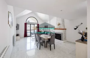 Chalet de 4 dormitorios con piscina en Dílar