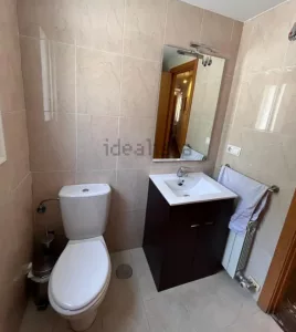 Piso de 3 dormitorios con piscina en Gójar