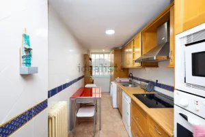 Piso de 3 dormitorios en Granada centro