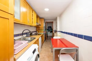 Piso de 3 dormitorios en Granada centro