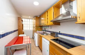 Piso de 3 dormitorios en Granada centro