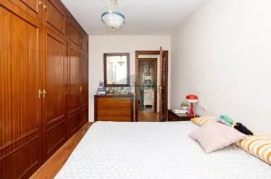 Piso de 3 dormitorios en Granada centro