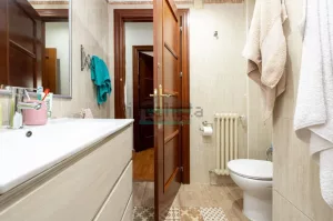 Piso de 3 dormitorios en Granada centro