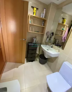 Casa de 4 dormitorios con garaje en Jun