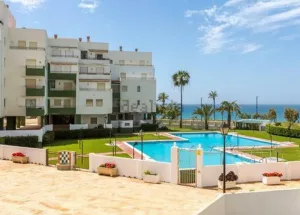 Piso de 2 dormitorios en la costa de Granada