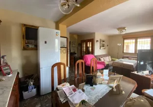 Casa de 4 dormitorios en Albolote