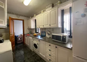 Casa de 4 dormitorios en Albolote