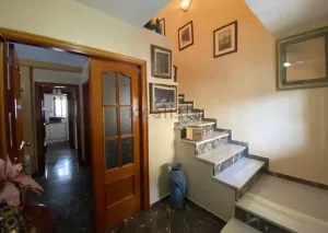 Casa de 4 dormitorios en Albolote