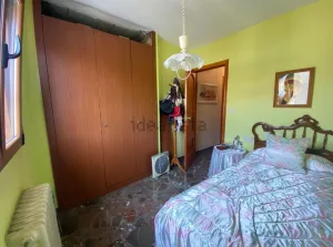 Casa de 4 dormitorios en Albolote