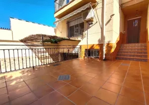 Casa en venta de 3 dormitorios en Ogíjares