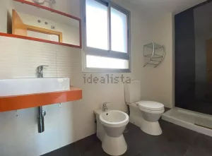 Piso con garaje y 3 dormitorios en Alhendín