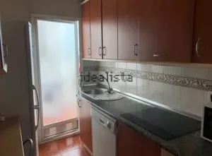 Piso a la venta con 3 dormitorios en Calle Alhamar