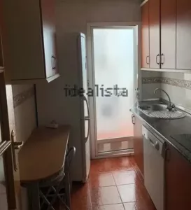 Piso a la venta con 3 dormitorios en Calle Alhamar