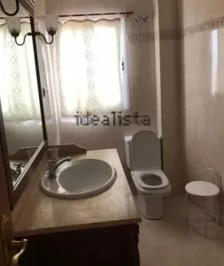 Piso a la venta con 3 dormitorios en Calle Alhamar