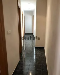 Piso a la venta con 3 dormitorios en Calle Alhamar