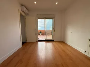 Ático con terraza en venta en La Zubia