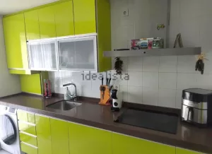 Piso de 3 dormitorios con garaje en La Zubia