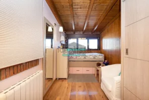 Chalet de 4 dormitorios con piscina en La Zubia