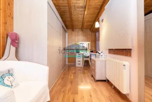 Chalet de 4 dormitorios con piscina en La Zubia