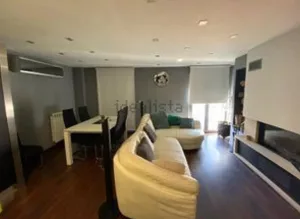 Ático dúplex amueblado en La Zubia