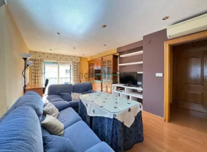 Piso de 3 dormitorios en Granada centro