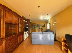 Piso de 3 dormitorios en Granada centro