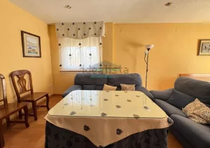 Piso de 3 dormitorios en Granada centro