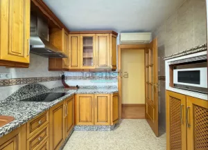 Piso de 3 dormitorios en Granada centro