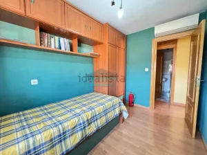 Piso de 3 dormitorios en Granada centro