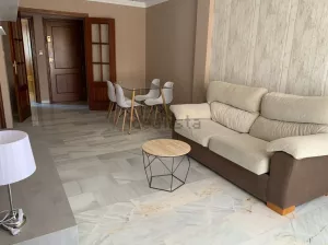 Piso amueblado de 3 dormitorios en Armilla