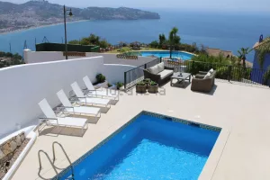 Villa de lujo con 6 dormitorios en La Herradura