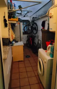 Piso de 2 dormitorios con garaje en Las Gabias