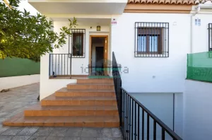 Casa de 3 dormitorios en Las Gabias