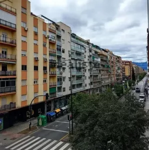 Piso de 2 dormitorios en Camino de Ronda