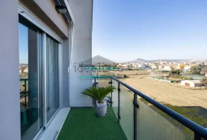 Piso reformado con 2 dormitorios en Alhendín