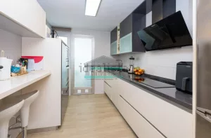 Piso reformado con 2 dormitorios en Alhendín