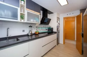 Piso reformado con 2 dormitorios en Alhendín