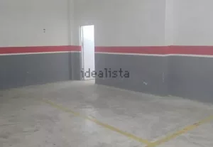 Piso de 2 dormitorios con garaje en La Zubia