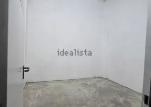 Piso de 2 dormitorios con garaje en La Zubia